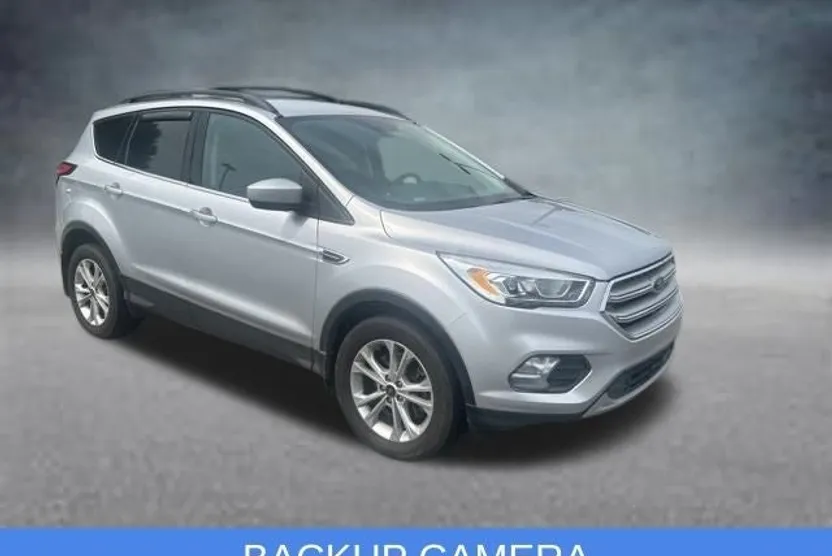 2018 Ford Escape SEL photo 1