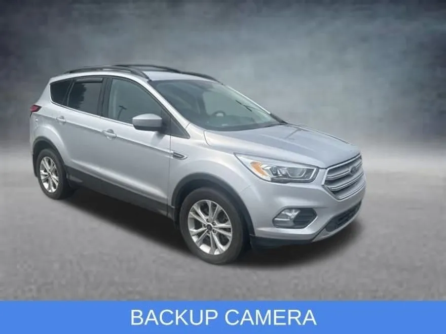 2018 Ford Escape SEL photo 1