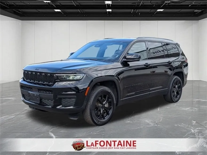 2024 Jeep Grand Cherokee Altitude photo 1