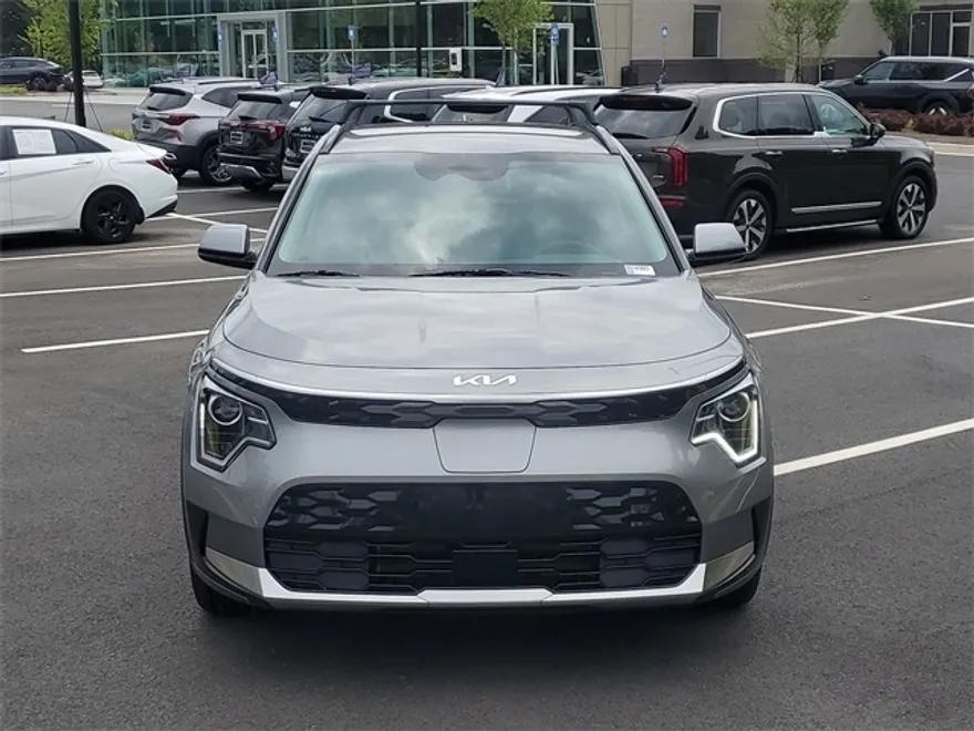 2025 Kia Niro EV Wind photo 2