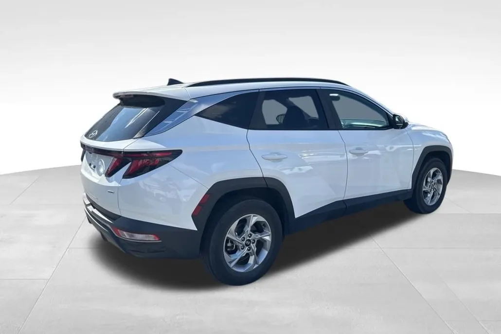 2024 Hyundai Tucson SEL photo 1
