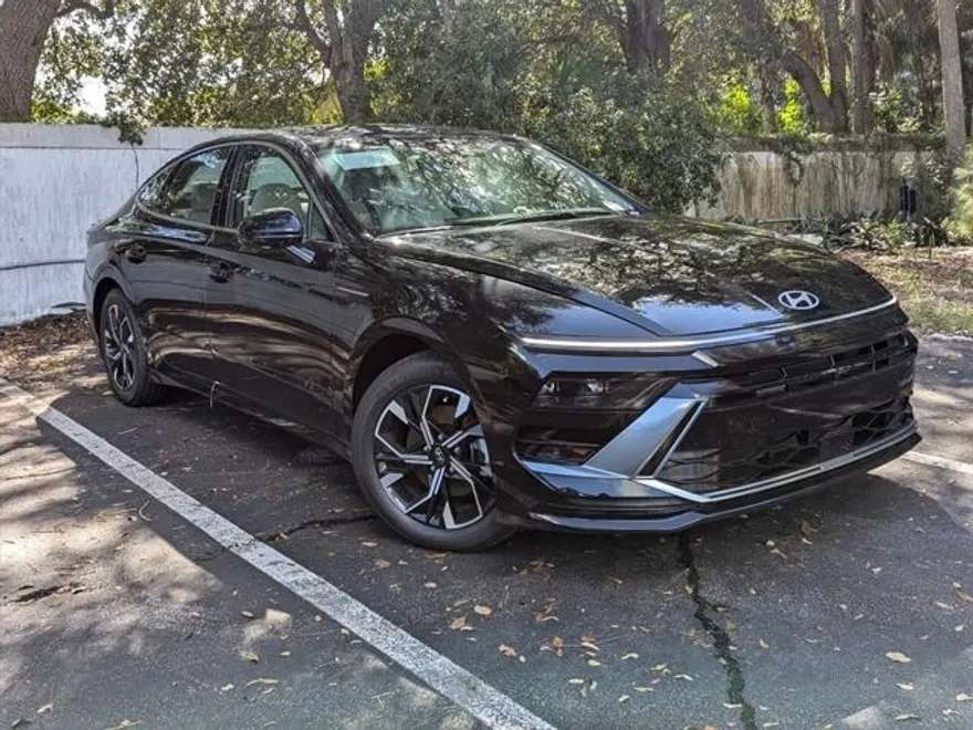 2024 Hyundai Sonata SEL photo 1