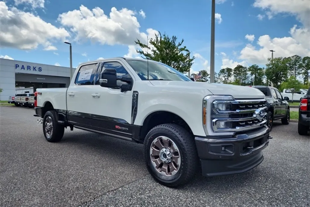 2025 Ford F-250 King Ranch photo 1