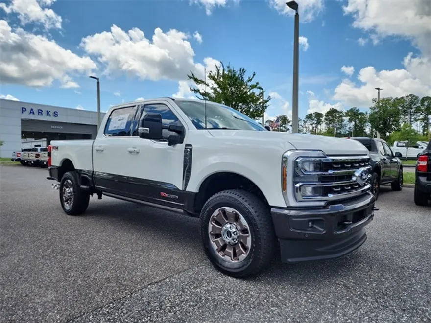 2025 Ford F-250 King Ranch photo 1