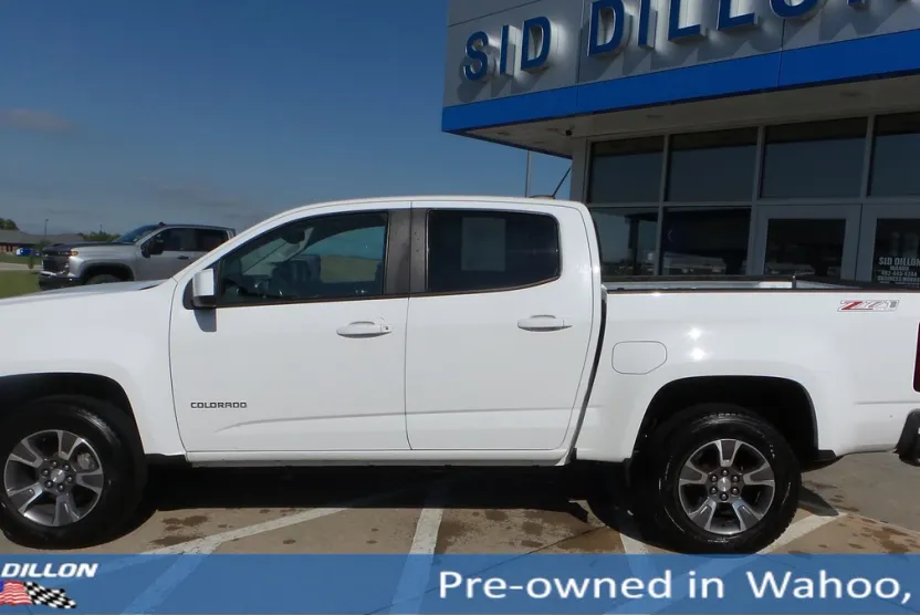 2017 Chevrolet Colorado Z71 photo 1