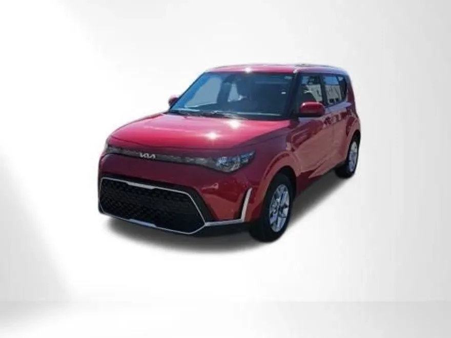 2024 Kia Soul LX photo 1