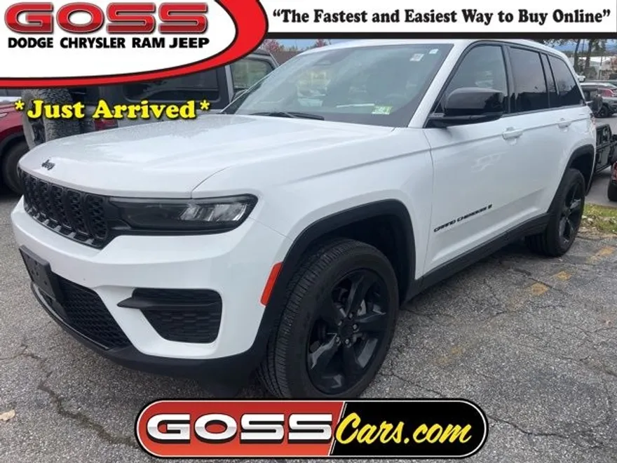 2023 Jeep Grand Cherokee Altitude photo 1