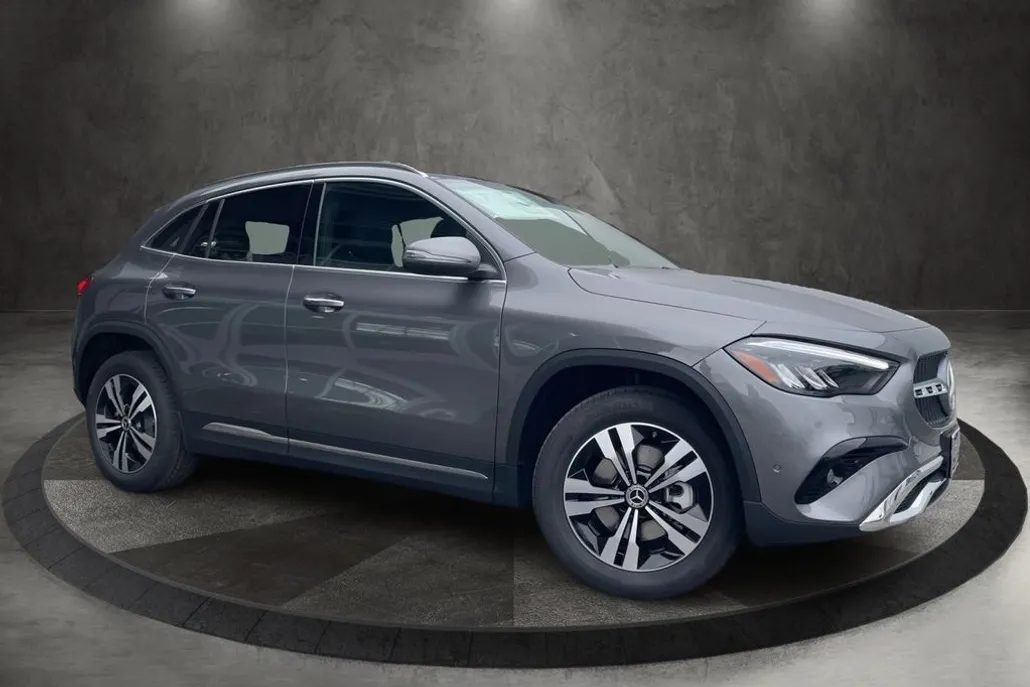 2025 Mercedes Benz GLA 250 photo 1