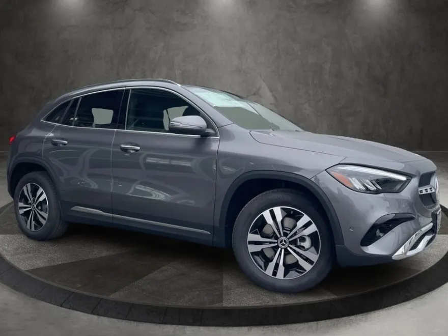 2025 Mercedes Benz GLA 250 photo 1