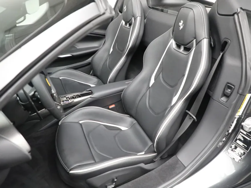 2024 Ferrari 296 GTS photo 19