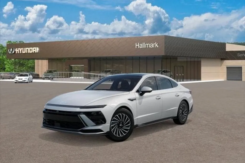 2025 Hyundai Sonata Hybrid Limited photo 1