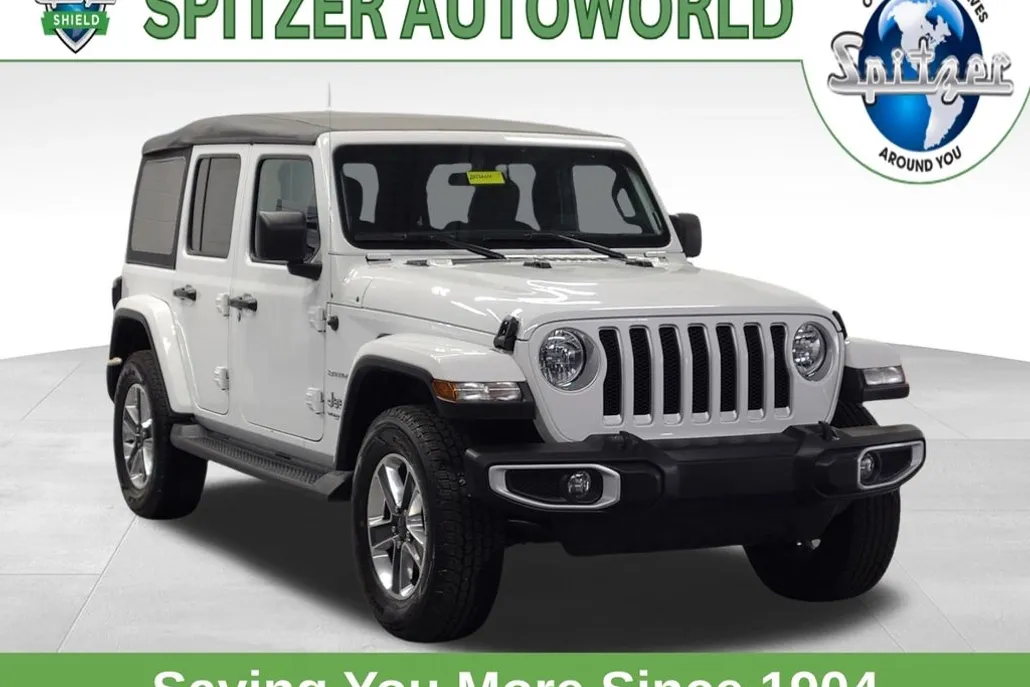 2021 Jeep Wrangler Unlimited Sahara photo 1