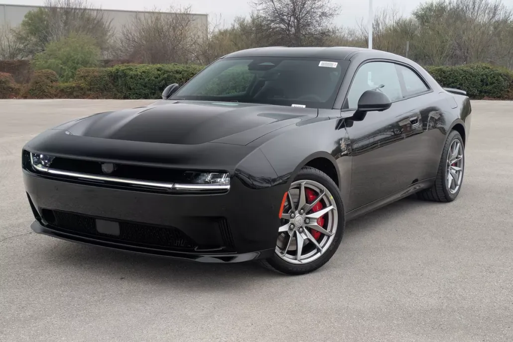 2025 Dodge Charger Daytona photo 1