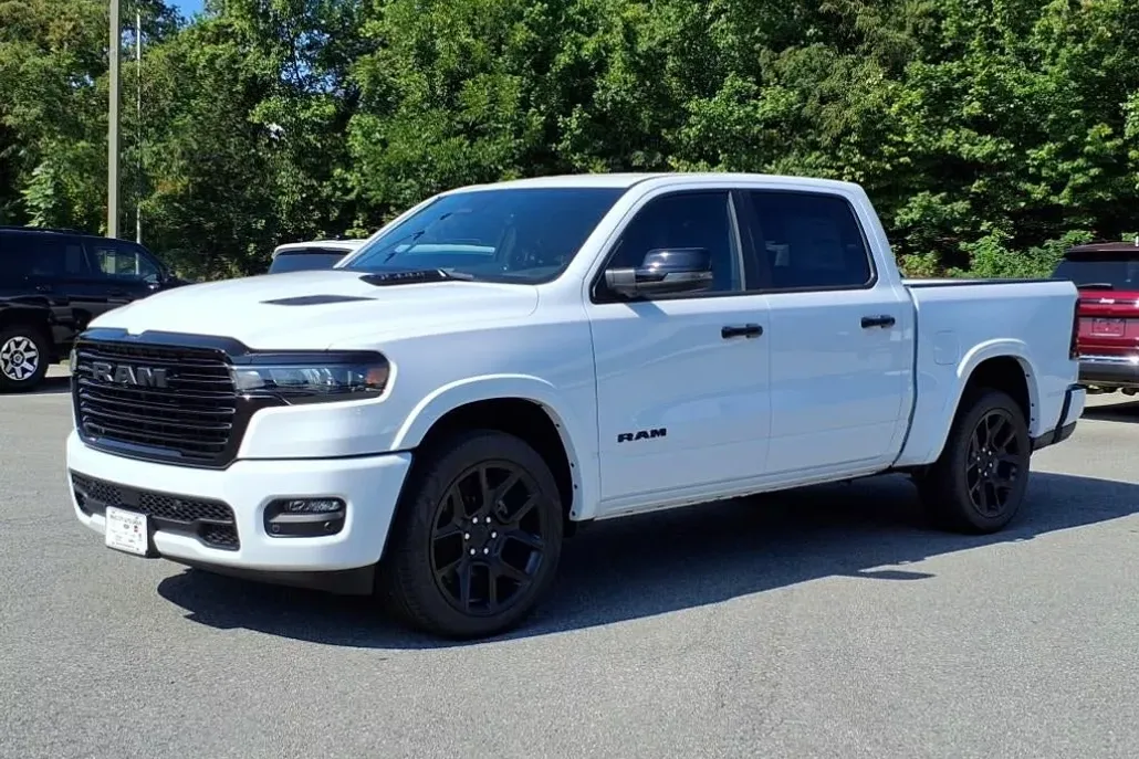 2025 Ram 1500 Laramie photo 1