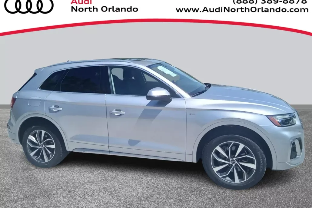 2024 Audi Q5 S line Premium Plus photo 1