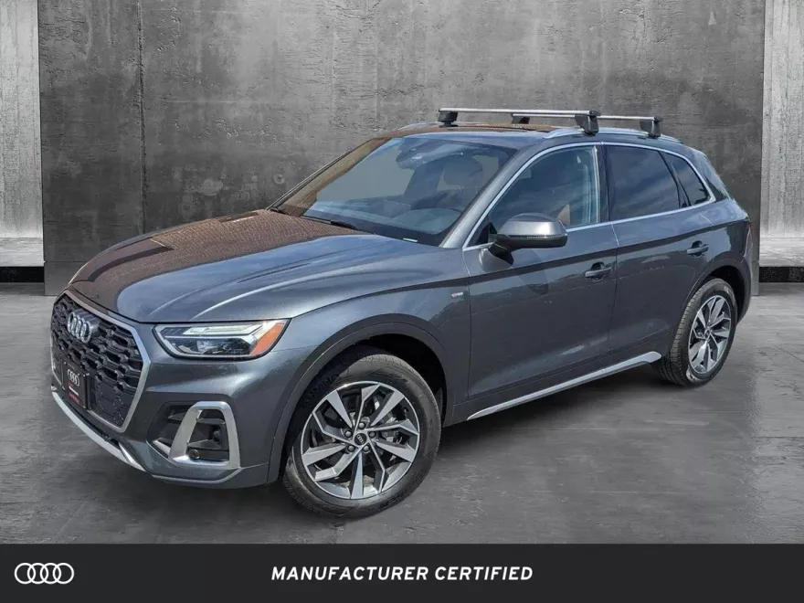 2022 Audi Q5 S line Premium Plus photo 1