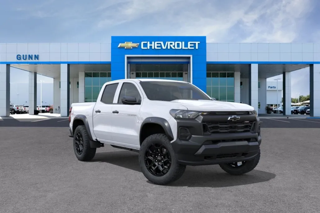 2026 Chevrolet Colorado Trail Boss photo 1