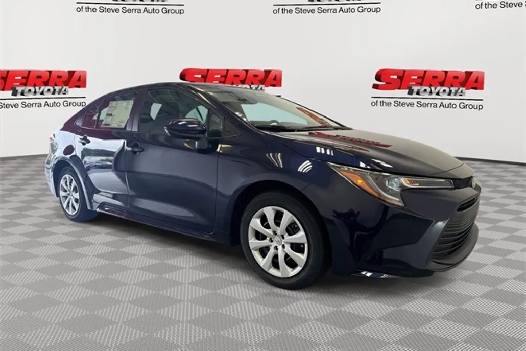 2025 Toyota Corolla LE photo 1