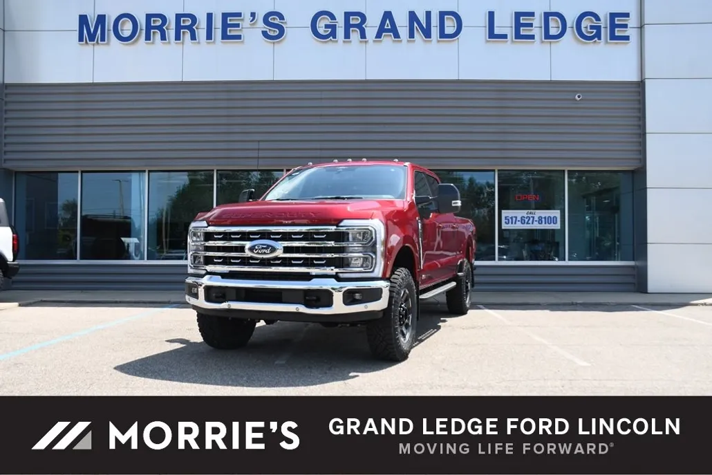 2025 Ford F-350 Lariat photo 1