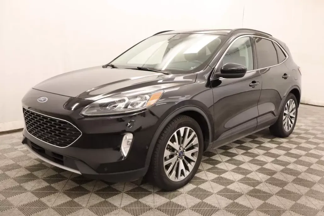 2021 Ford Escape Hybrid Titanium photo 1