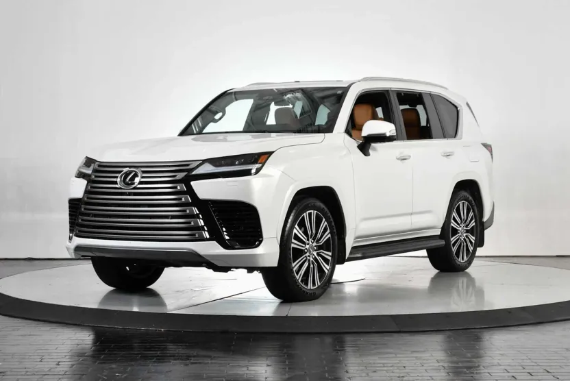 2025 Lexus LX 600 Luxury photo 1