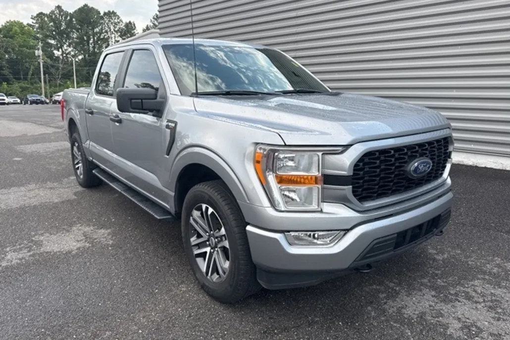 2022 Ford F-150 XL photo 1