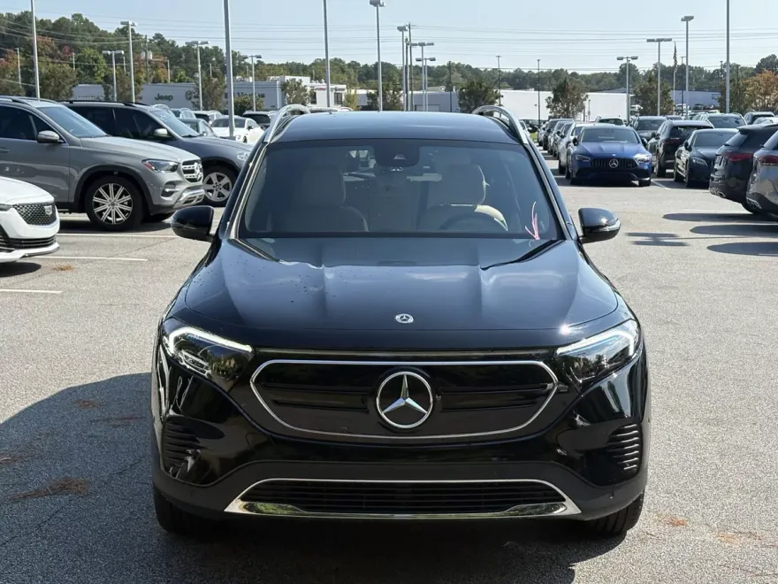 2023 Mercedes Benz EQB 250+ photo 1