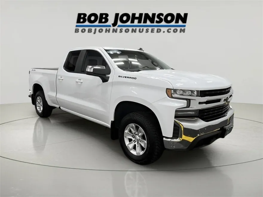 2021 Chevrolet Silverado 1500 LT photo 1