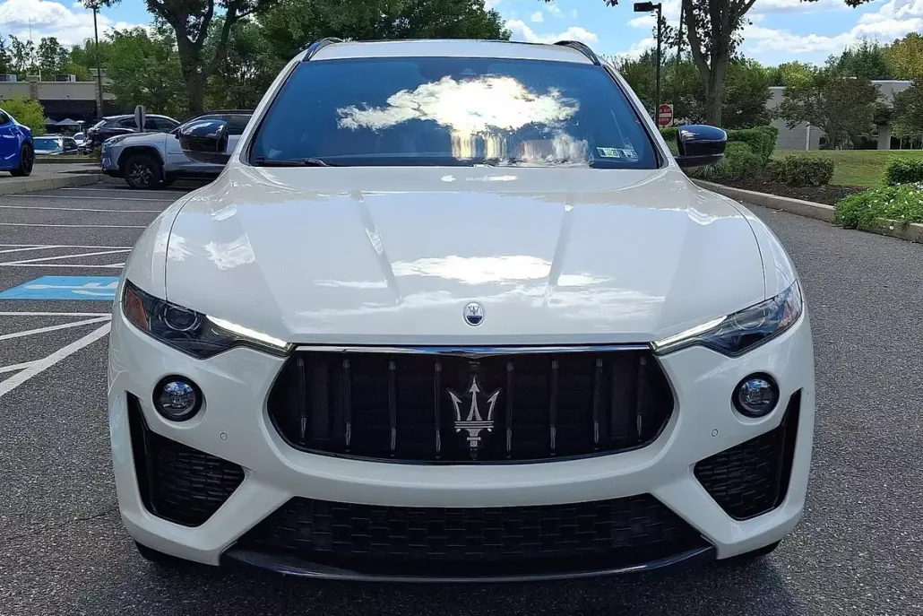 2022 Maserati Levante Modena photo 1