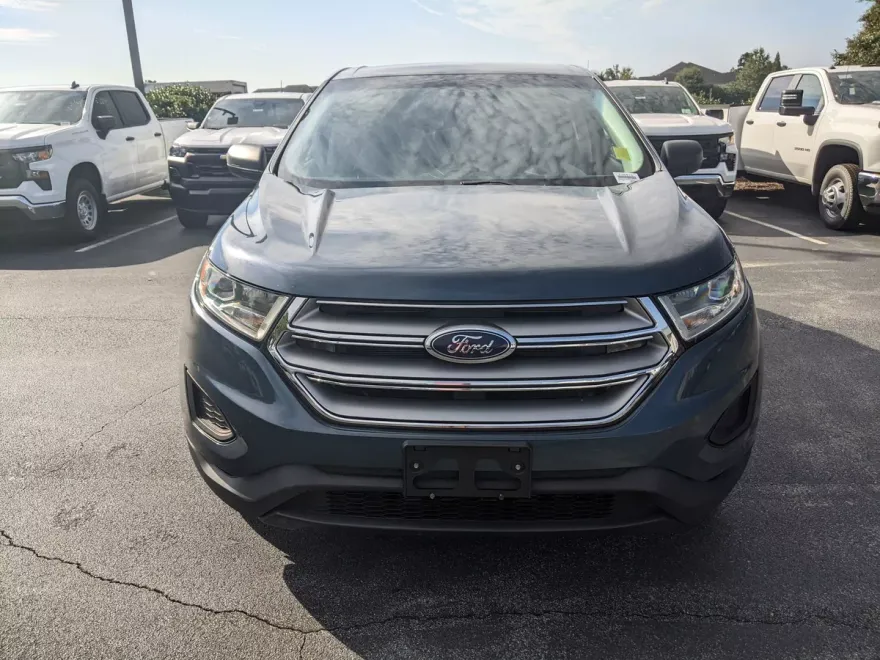 2016 Ford Edge SE photo 1