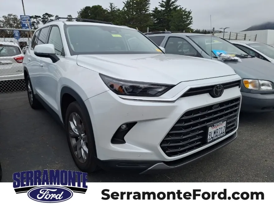 2024 Toyota Grand Highlander Limited photo 1