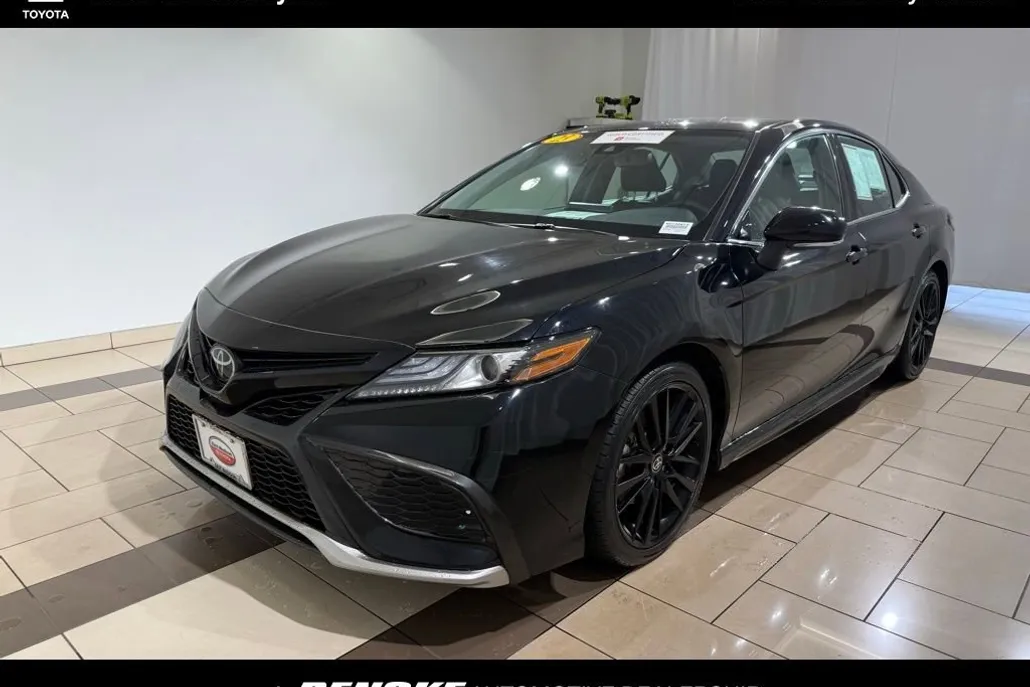 2023 Toyota Camry XSE photo 1