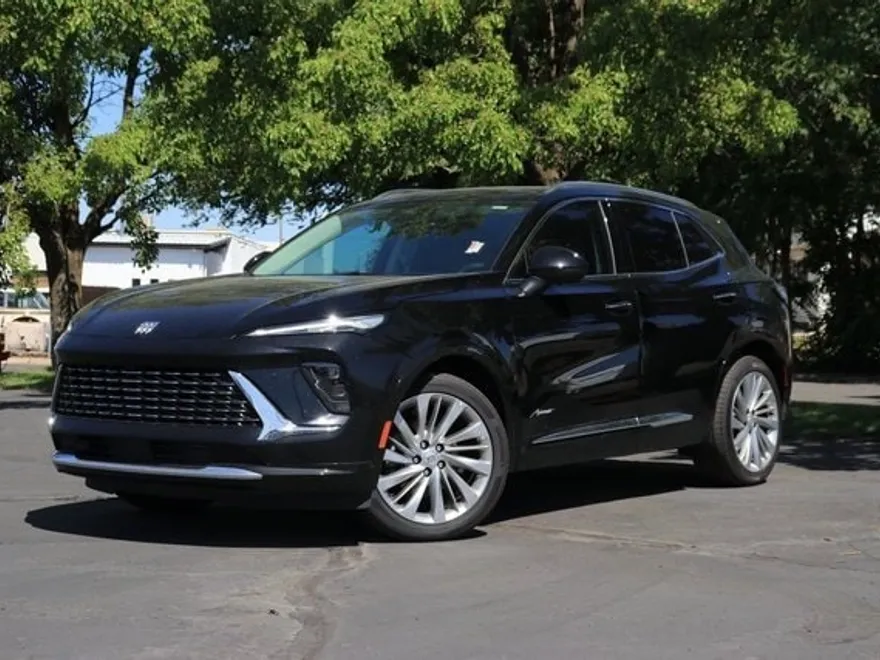 2024 Buick Envision Avenir photo 1