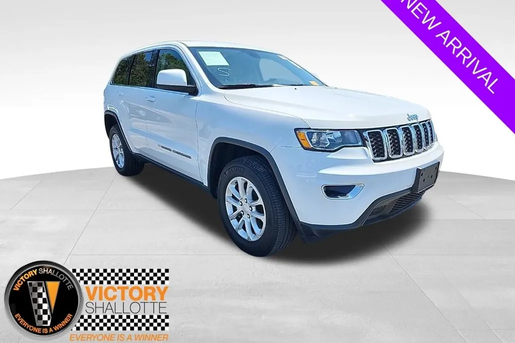 2022 Jeep Cherokee Laredo photo 1