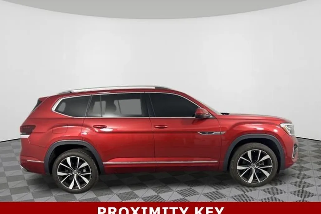 2024 Volkswagen Atlas SEL Premium R-Line photo 1