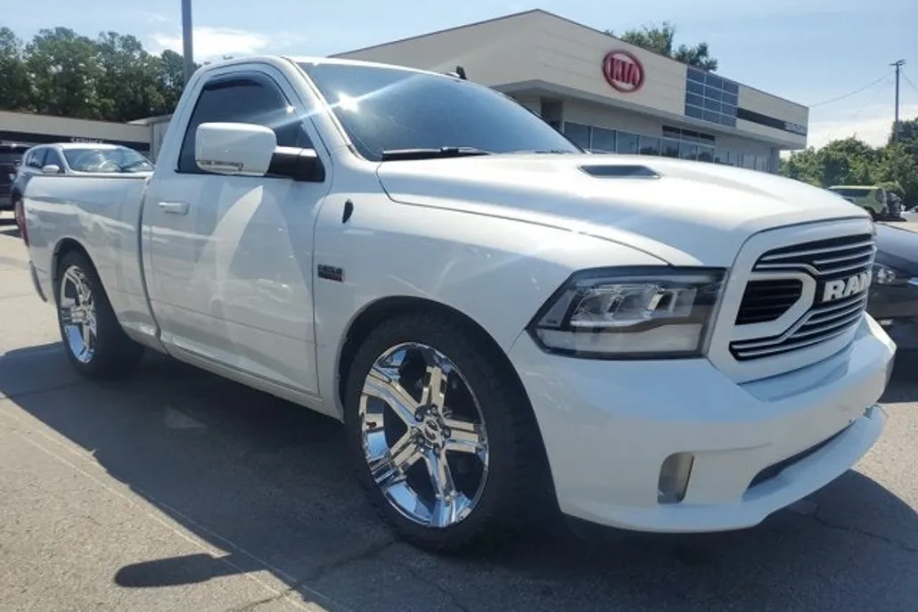 2018 Ram 1500 Sport photo 1