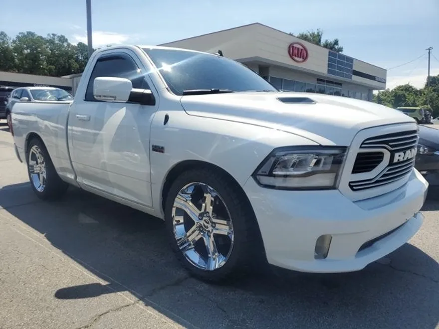 2018 Ram 1500 Sport photo 1