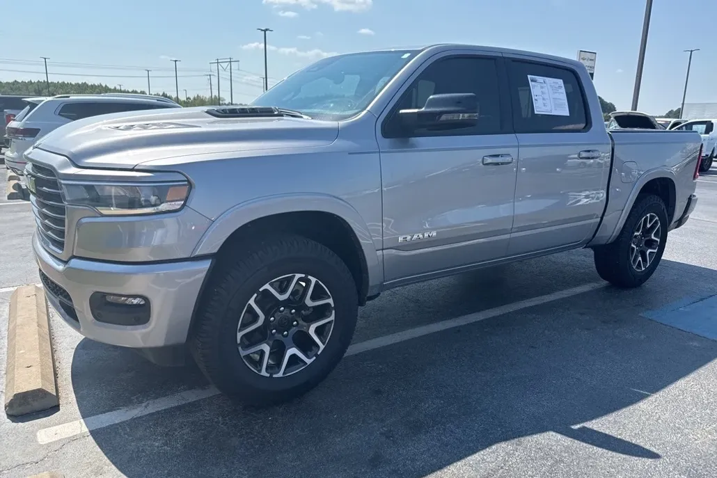 2025 Ram 1500 Laramie photo 1
