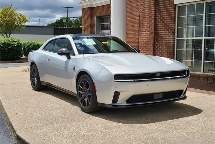 2024 Dodge Charger R/T Scat Pack photo 1