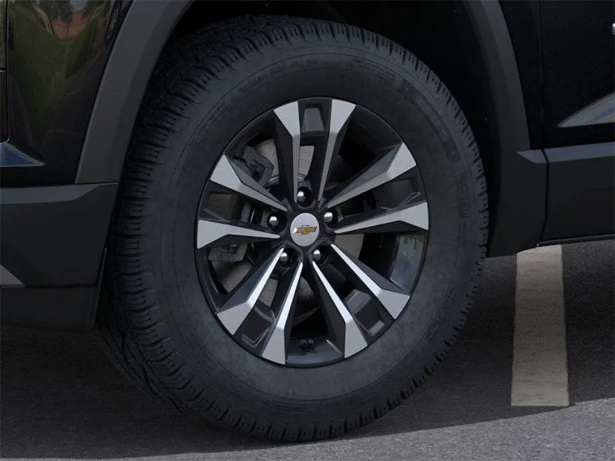 2026 Chevrolet Equinox LT photo 9