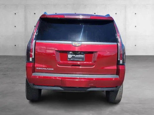 2020 Cadillac Escalade Premium Luxury photo 4