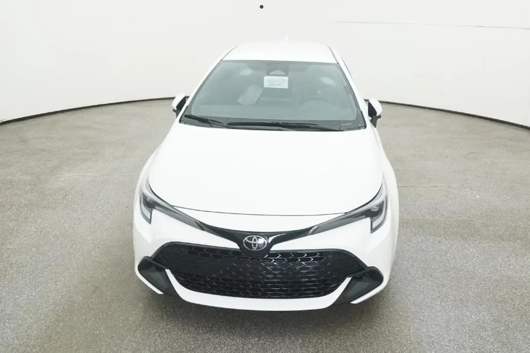2025 Toyota Corolla SE photo 1