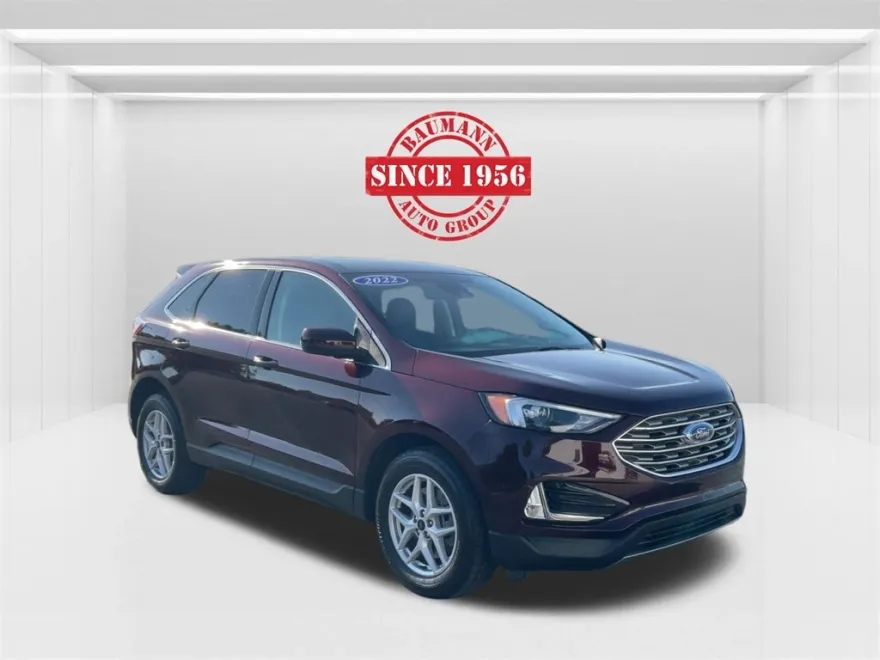 2022 Ford Edge SEL photo 1