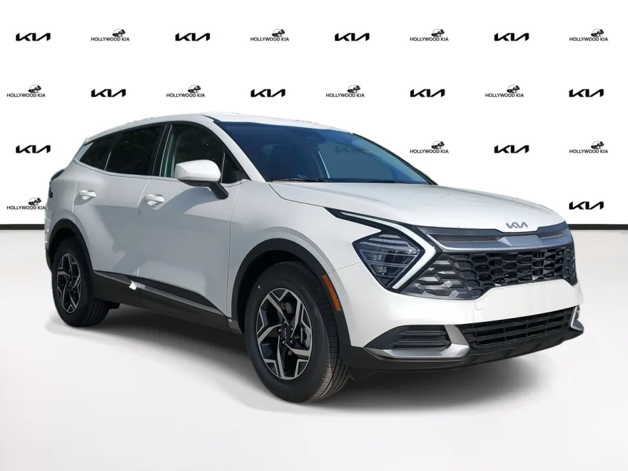 2025 Kia Sportage LX photo 1