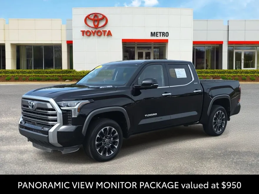 2023 Toyota Tundra Limited photo 1