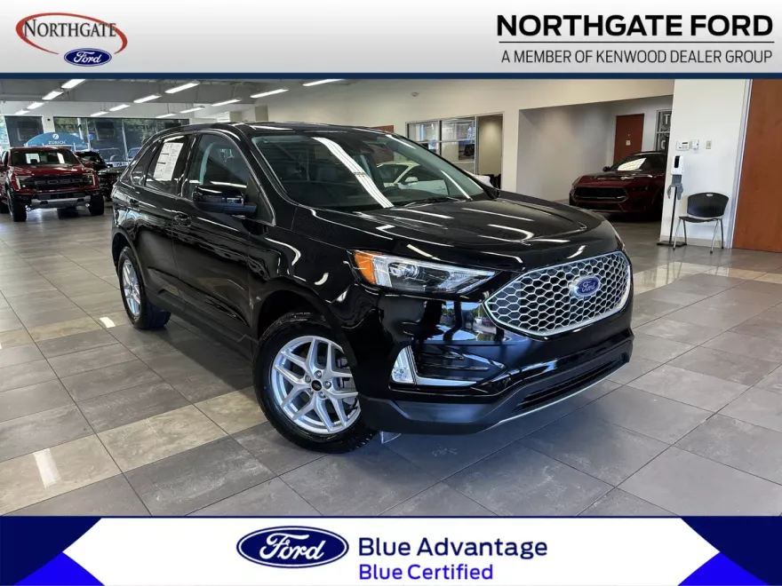 2024 Ford Edge SEL photo 1