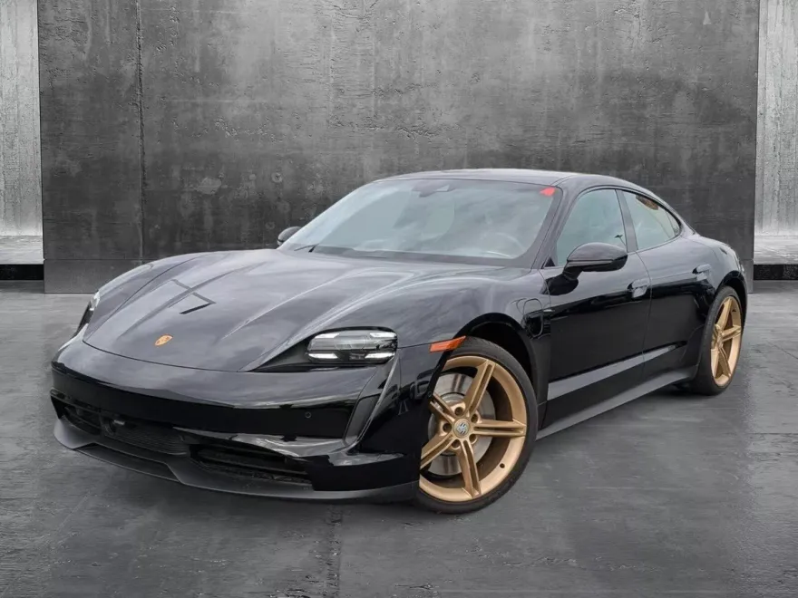 2024 Porsche Taycan 4S photo 1