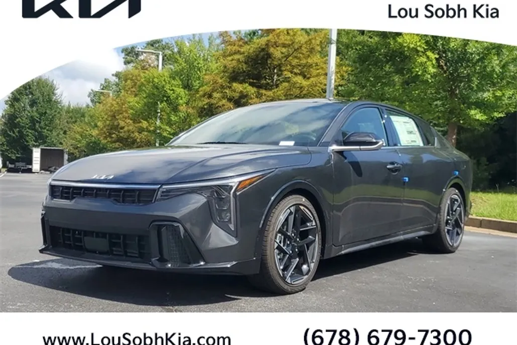 2025 Kia K4 GT-Line photo 1