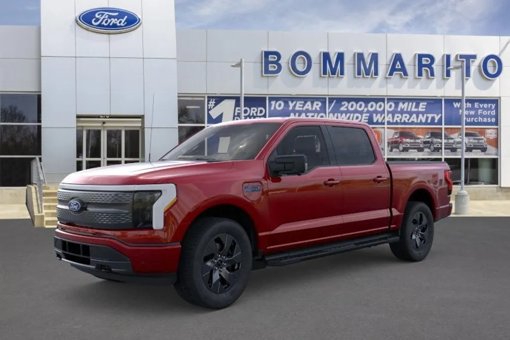 2025 Ford F-150 Lightning photo 1