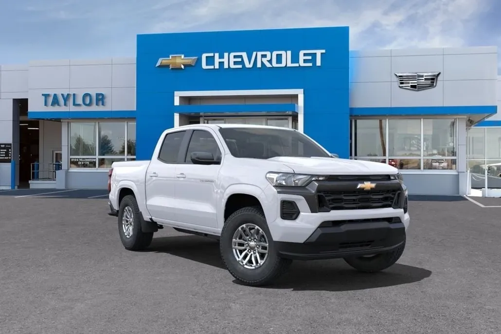 2024 Chevrolet Colorado LT photo 1